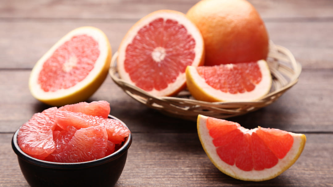 Is grapefruit hotsell bad for dogs