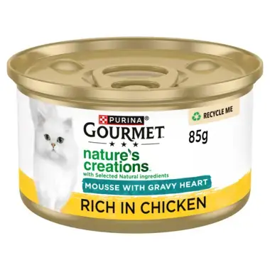 GOURMET™ Nature's Creations Gravy Heart Chicken Wet Cat Food