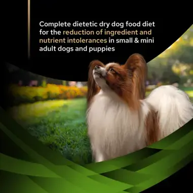 Complete dietetic dry dog food diet for the reduction of ingredient and nutrient intolerances