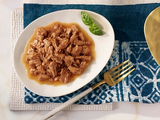 Gourmet Perle Ocean Flakes on a plate with a fork